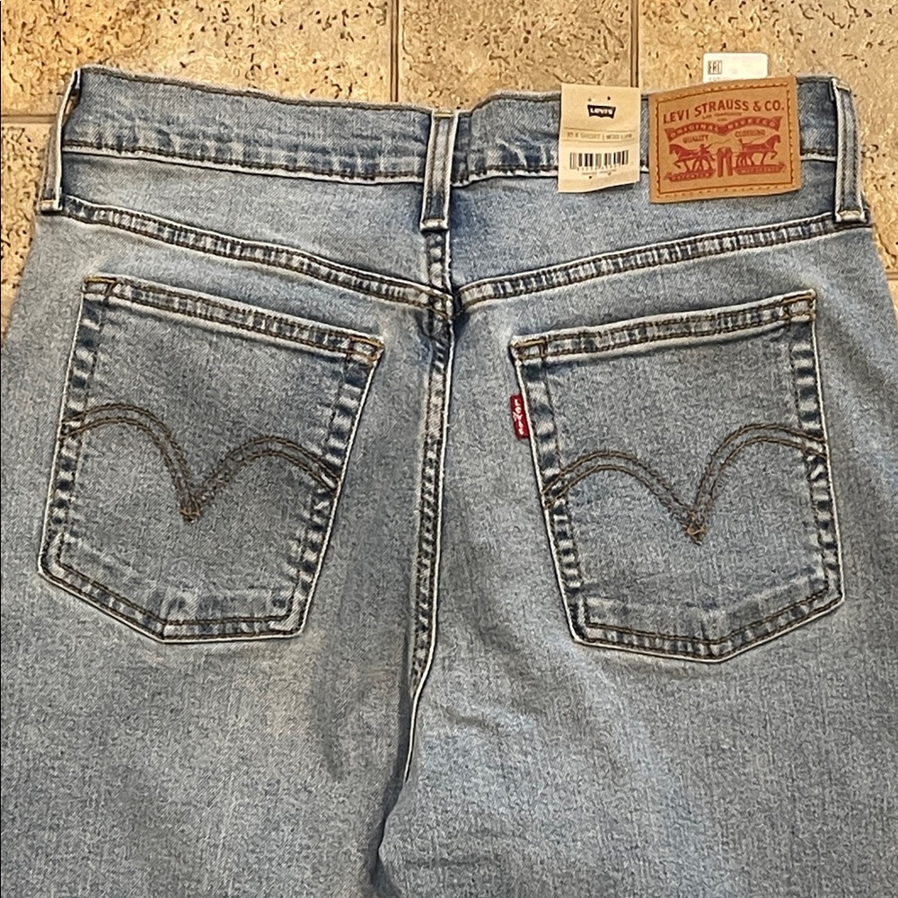 Levi's Men's Light Blue Straight Jeans 30W/28L - Picture 8 of 11